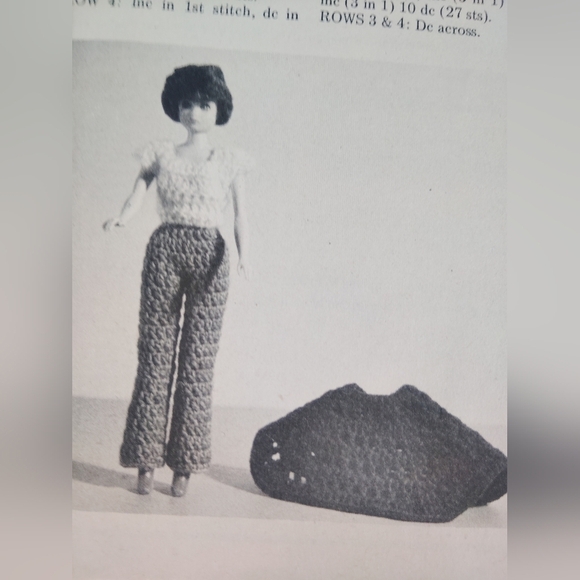 Crochet World OmniBook Magazine Summer 1980 Fashion Doll Clothes - Picture 4 of 7